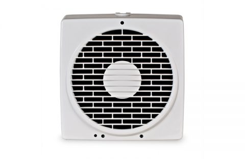 Effektive Lüfter im Einsatz gegen feuchte Keller | Taupunkt Lüftung