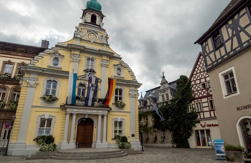 Altbau Rathaus in einer Stadt